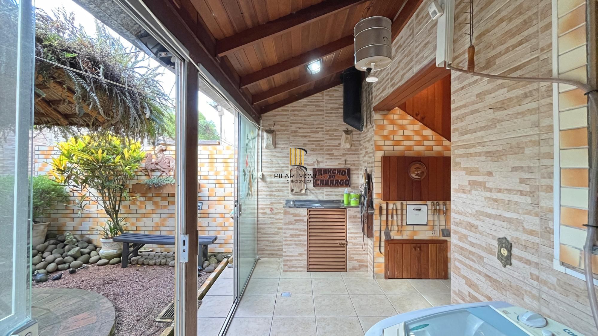 Casa Condominio para Venda - 96m², 3 dormitórios, sendo 1 suites, 2 vagas - Hípica