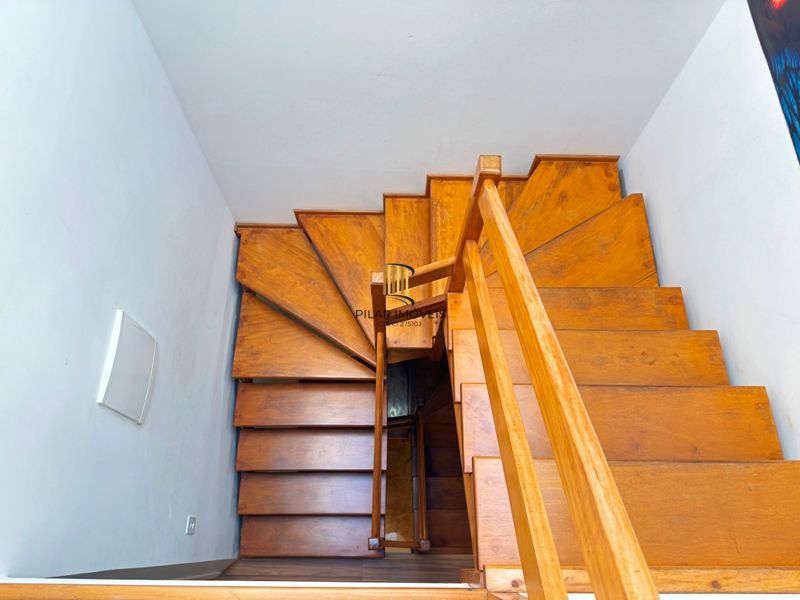 Casa com vista para o Rio e 3 dormitórios