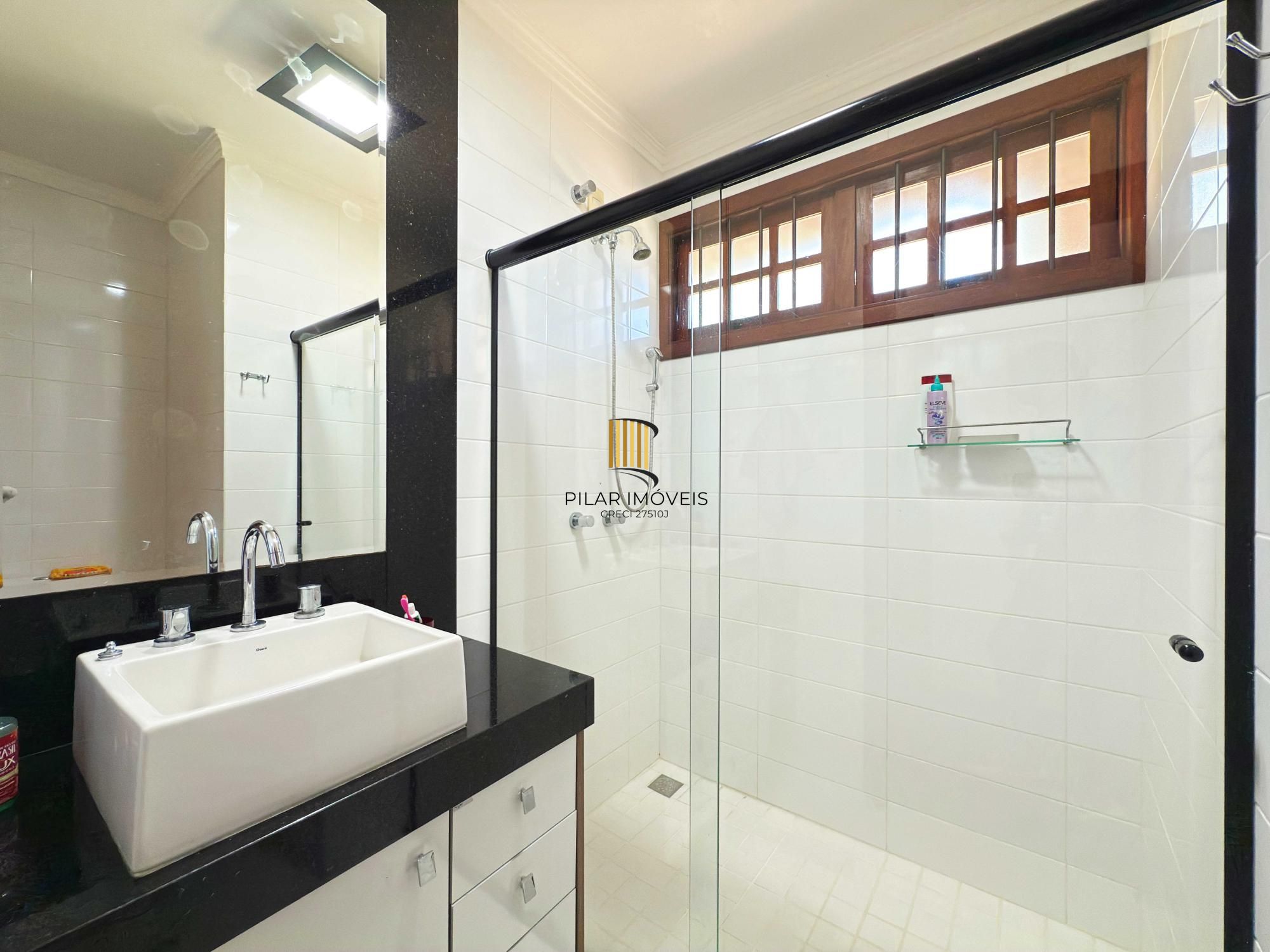 Casa 3 dormitórios no bairro Santa Tereza