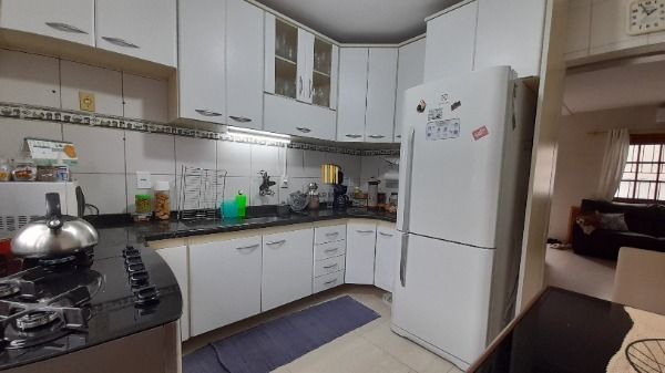 Casa para Venda - 73m², 2 dormitórios, 1 vaga - Hípica