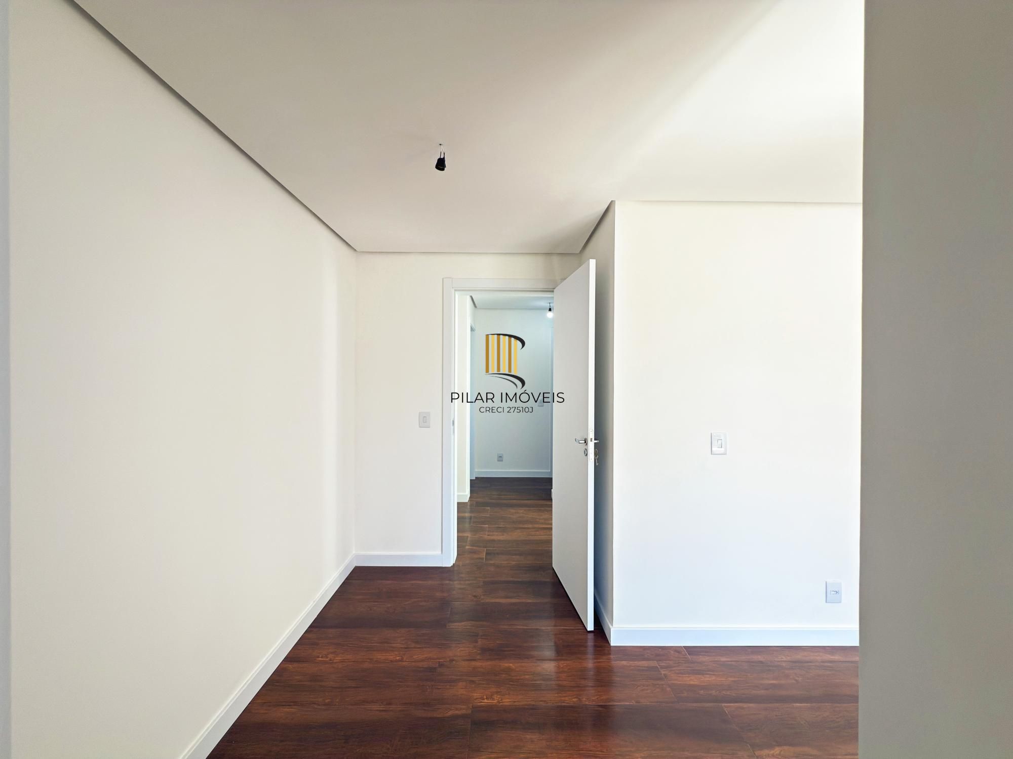 Sobrado no Condominio Fechado Nova Ipanema Garden - 03dormitórios - Hipica Zona Sul