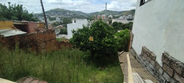 Casa 2 dormitórios no bairro Teresópolis