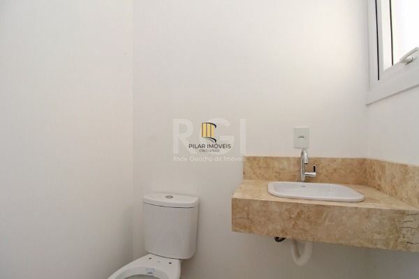 Casa Condominio para Venda - 364m², 3 dormitórios, sendo 3 suites, 2 vagas - Pedra Redonda