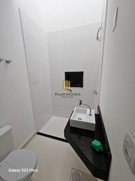 Casa Condominio em Porto Alegre, no bairro Hípica, com 4 dormitório(s), e 4 banheiros, à venda.