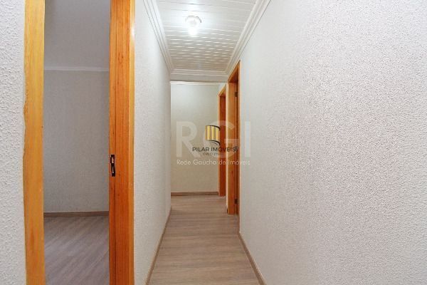 Casa para Venda - 101m², 3 dormitórios, sendo 1 suites, 3 vagas - Guarujá