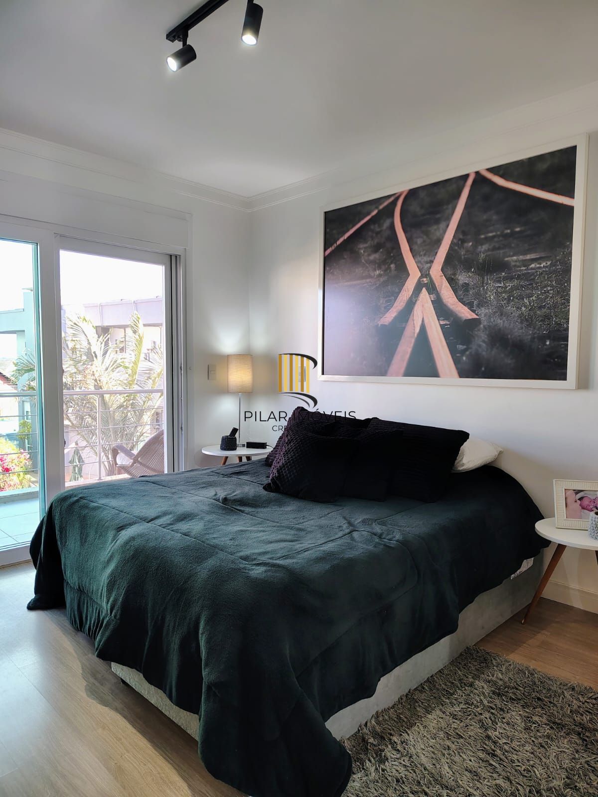 **Espetacular Casa de Condomínio com 3 suítes, Piscina com aquecimento**