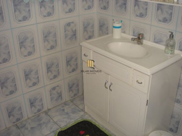 Casa para Venda - 500m², 4 dormitórios, sendo 1 suites, 1 vaga - Imperial Parque