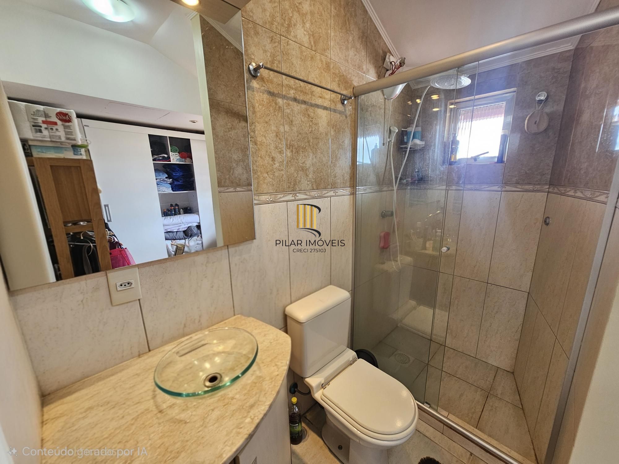 Casa 3 dormitórios em condomínio no bairro Camaquã, a 50 mts da Otto Niemayer.