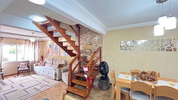 Casa Condominio em Porto Alegre, no bairro Hípica, com 3 dormitório(s), e 3 banheiros, à venda.
