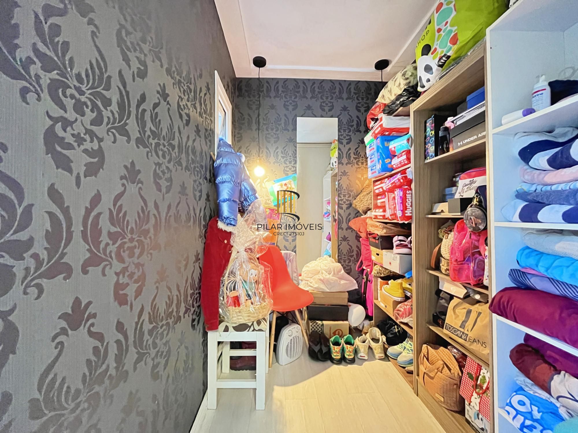 Casa 4 dormitórios no bairro Hípica