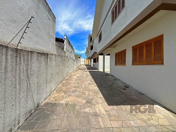Casa Condominio para Venda - 197m², 3 dormitórios, sendo 1 suites, 2 vagas - Tristeza