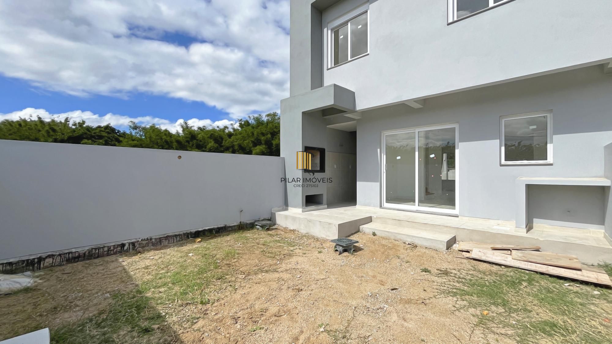 Casa Condominio em Porto Alegre, no bairro Campo Novo, com 3 dormitório(s), e 3 banheiros, à venda.