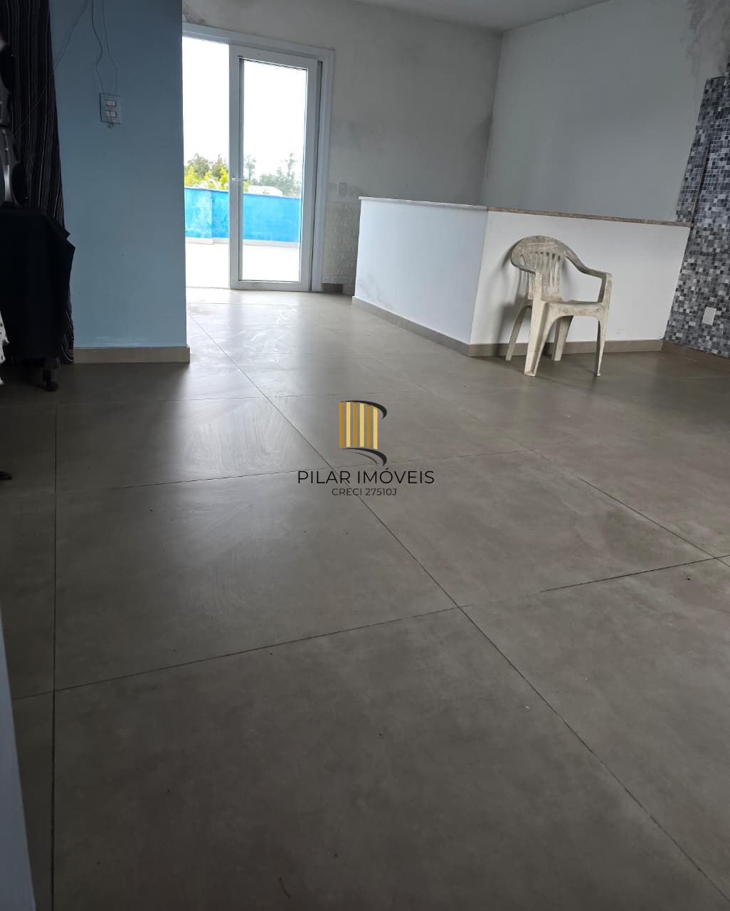Casa 3 dormitórios no bairro Hípica