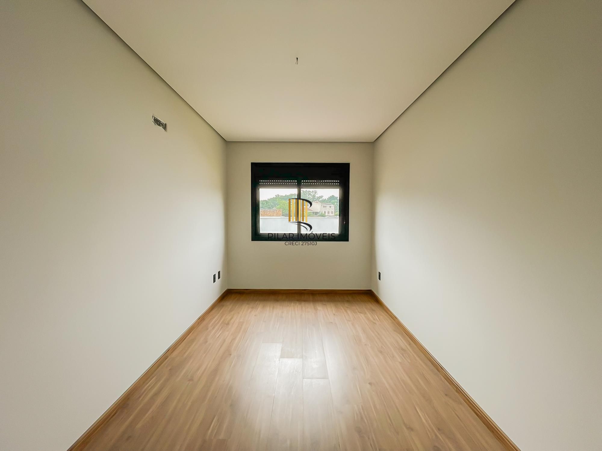 Casa de Condomínio 3 dormitórios no bairro Hípica