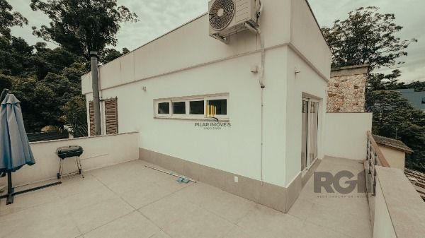 Casa 3 dormitórios no bairro Ipanema