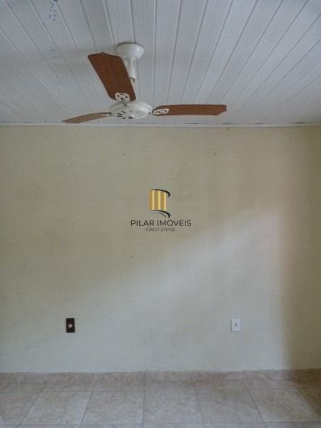 Casa para Venda - 90m², 3 dormitórios, 1 vaga - Restinga