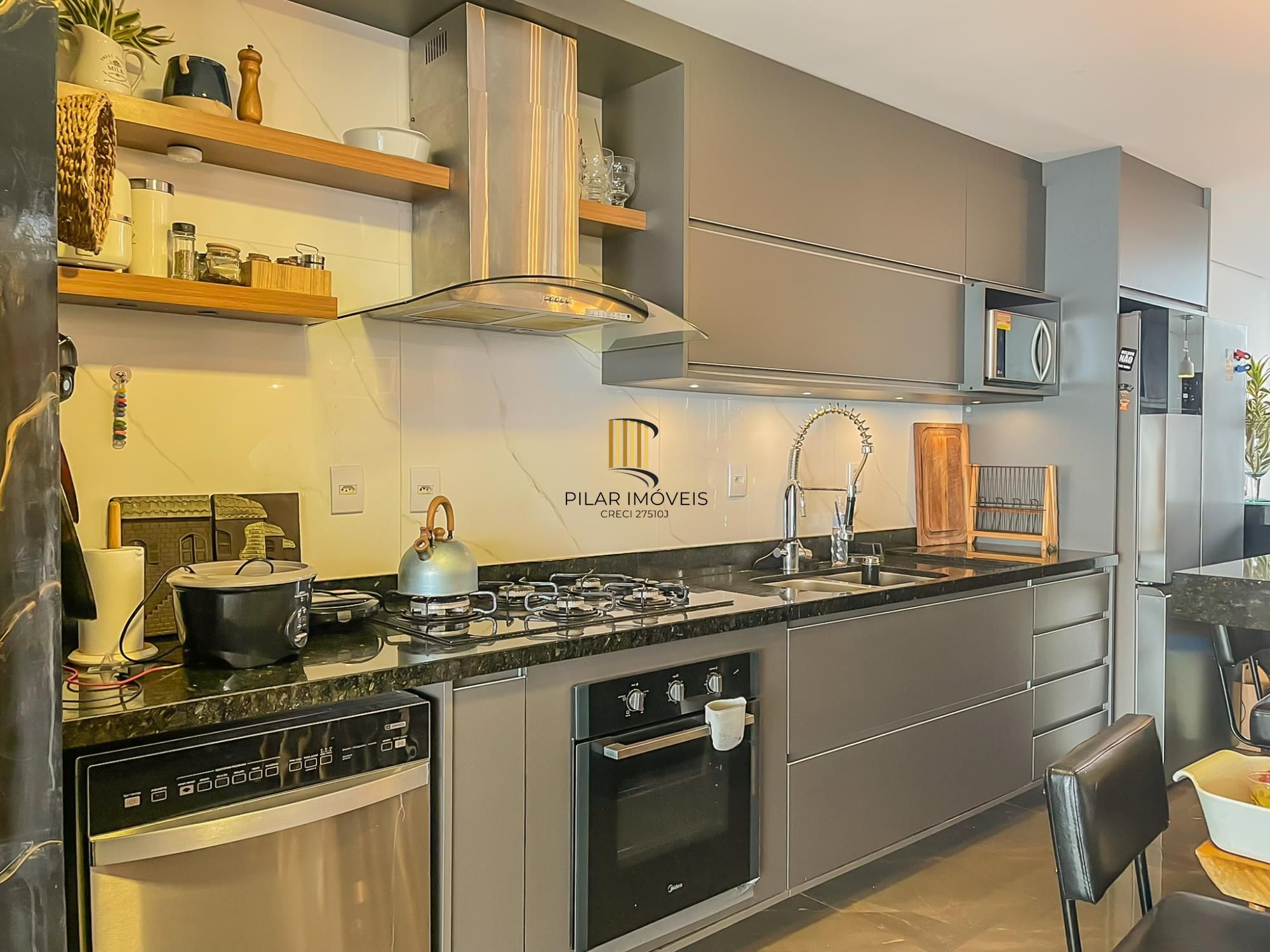 Sobrado 3 dormitórios em condomínio do residencial Lagos de Ipanema!