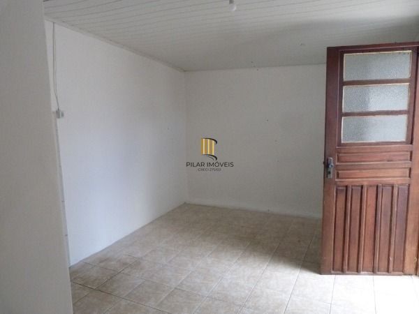 Casa para Venda - 90m², 3 dormitórios, 1 vaga - Restinga