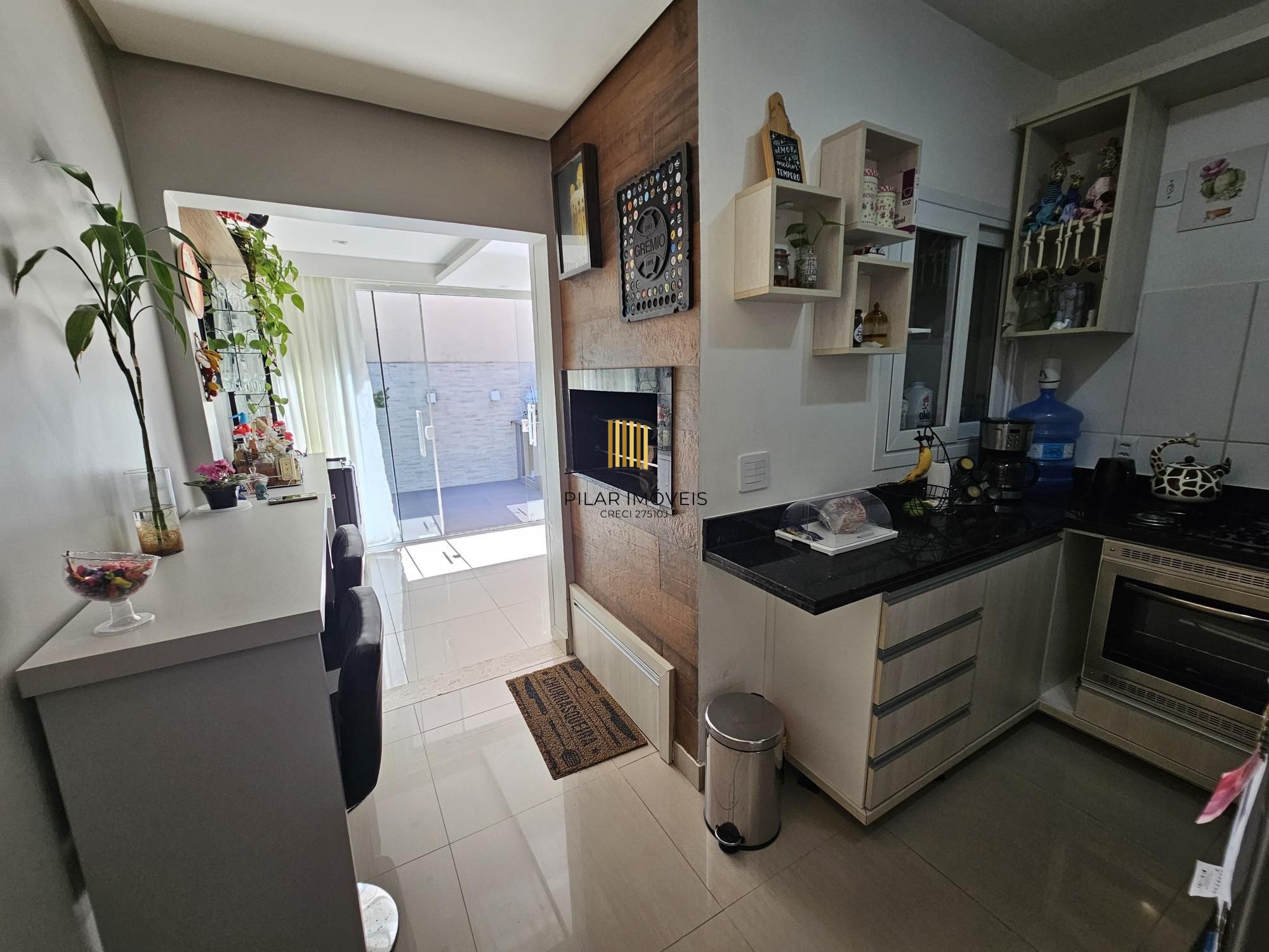 Sobrado em condomínio fechado