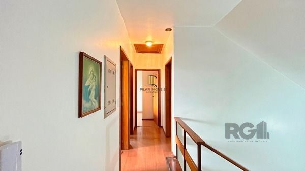 Casa 3 dormitórios no bairro Nonoai