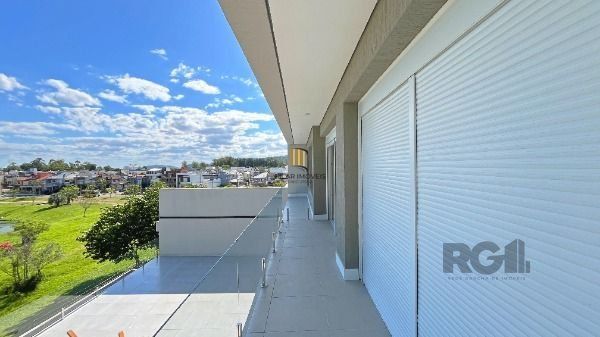 Casa Condominio em Porto Alegre, no bairro Hípica, com 3 dormitório(s), e 3 banheiros, à venda.