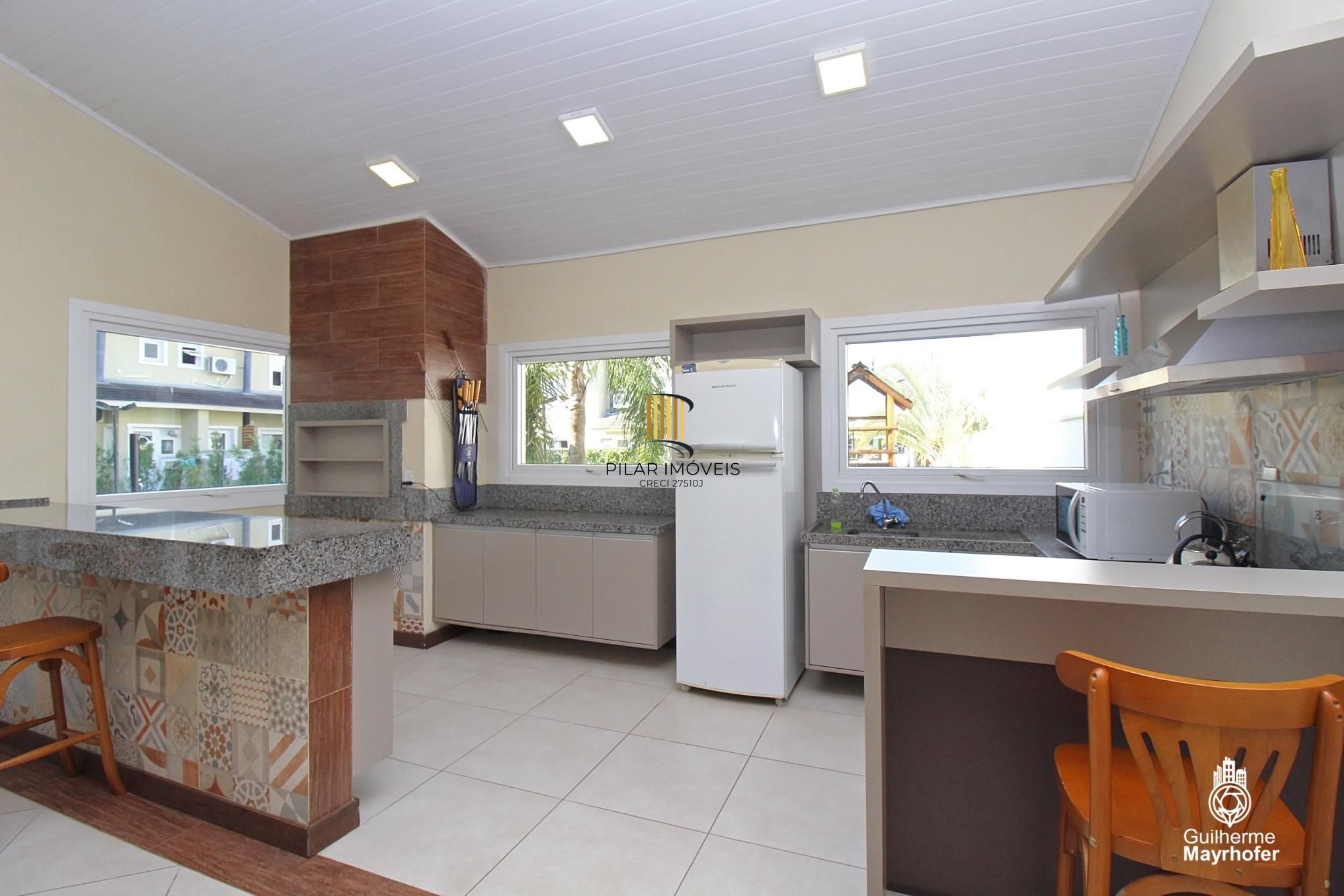 Sobrado Alto Padrão 3 dormitórios 4 vagas garagem, no Lagos de Nova Ipanema