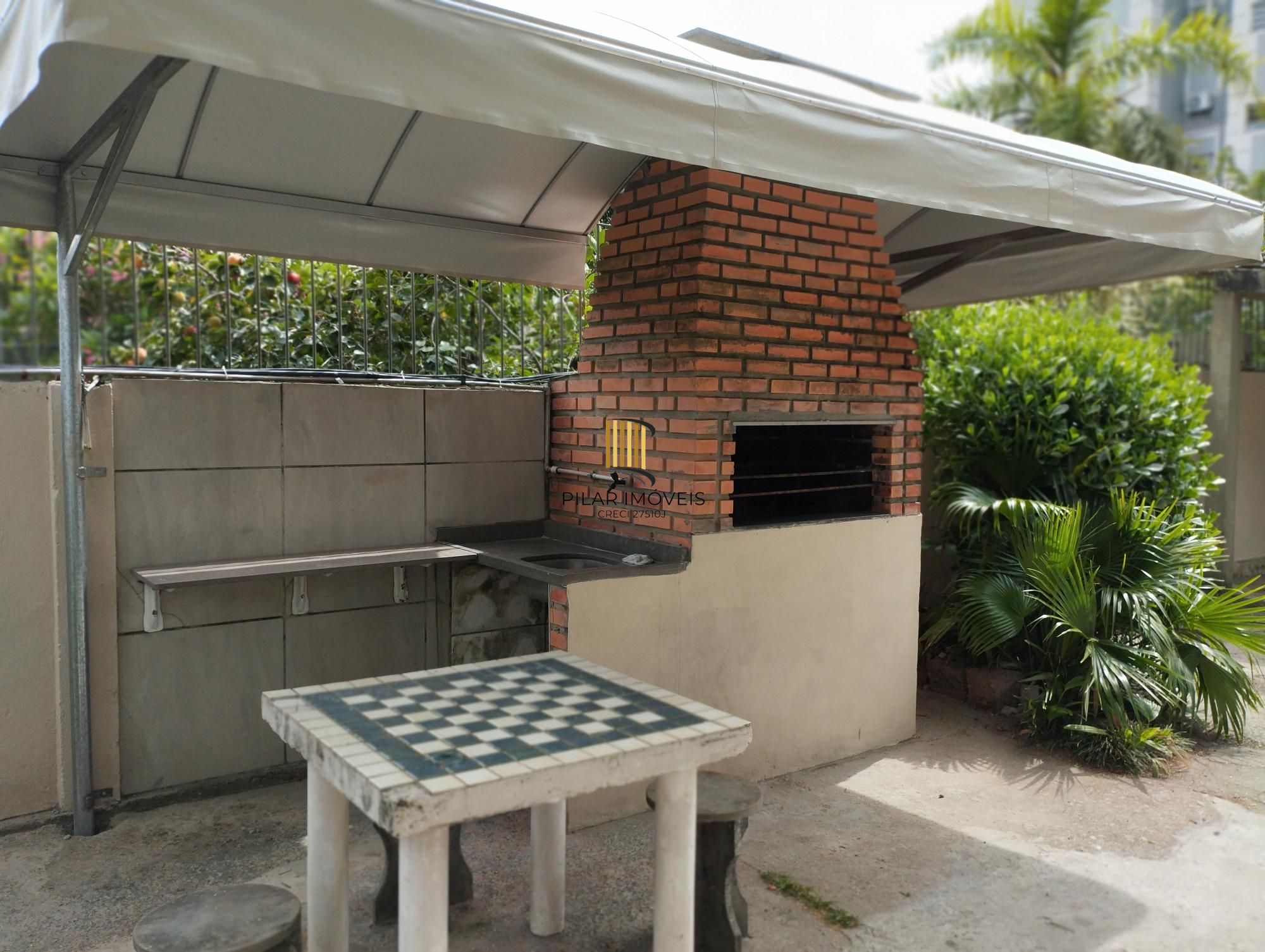 Apartamento 2 dormitórios no bairro Cristal