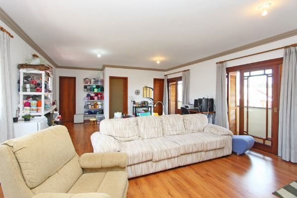 Casa para Venda - 360m², 3 dormitórios, sendo 1 suites, 4 vagas - Portal do Guarujá