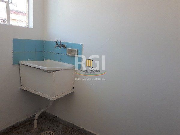 Apartamento 2 dormitórios no bairro Camaquã