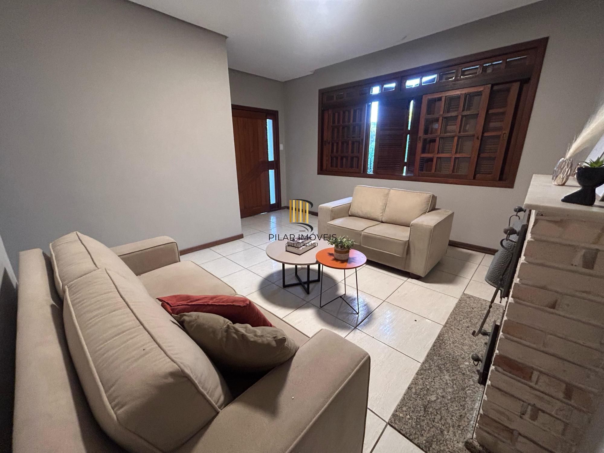 Casa 3 dormitórios no bairro Partenon