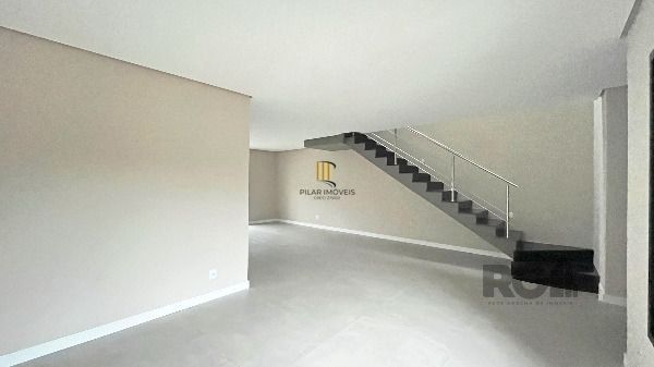 Casa Condominio em Porto Alegre, no bairro Hípica, com 3 dormitório(s), e 3 banheiros, à venda.