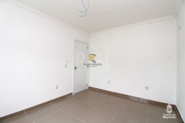 Casa para Venda - 196m², 3 dormitórios, sendo 1 suites, 2 vagas - Lagos De Nova Ipanema