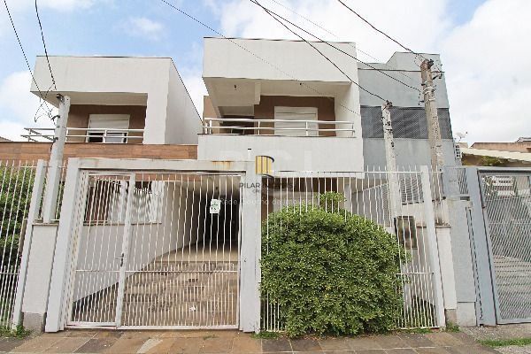 Casa para Venda - 150m², 4 dormitórios, sendo 2 suites  com uma no térreo, 2 vagas - Lagos De Nova Ipanema - Pilar Imóveis