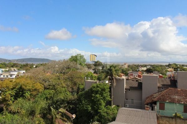 Casa para Venda - 382m², 6 dormitórios, sendo 2 suites, 4 vagas - Ipanema