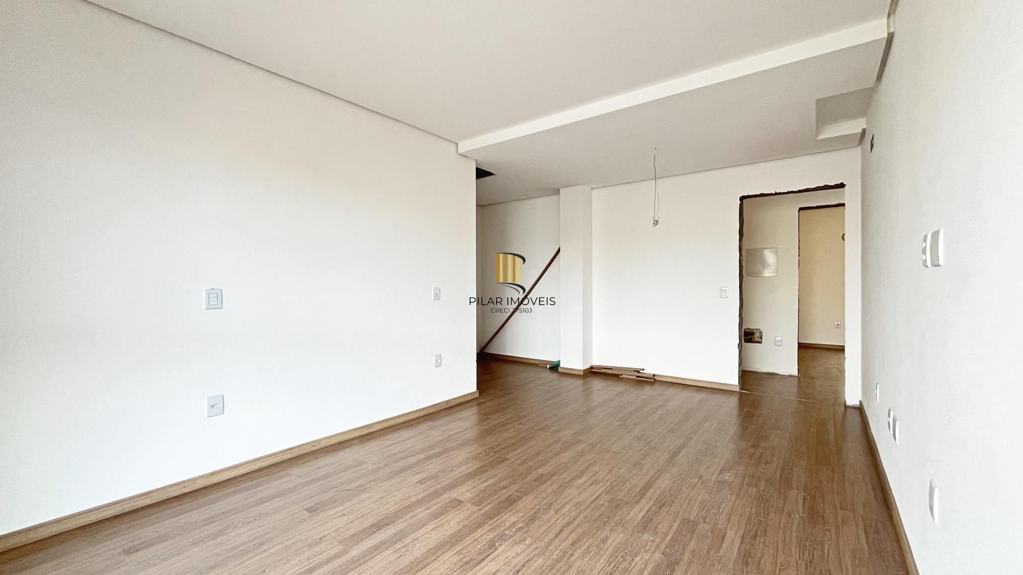 Casa Condominio em Porto Alegre, no bairro Hípica, com 3 dormitório(s), e 3 banheiros, à venda.