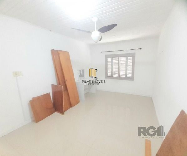 Casa Comercial em Porto Alegre, no bairro Tristeza, à venda.