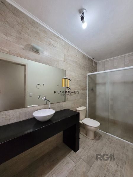 Casa Condominio em Porto Alegre, no bairro Hípica, com 3 dormitório(s), e 3 banheiros, à venda.