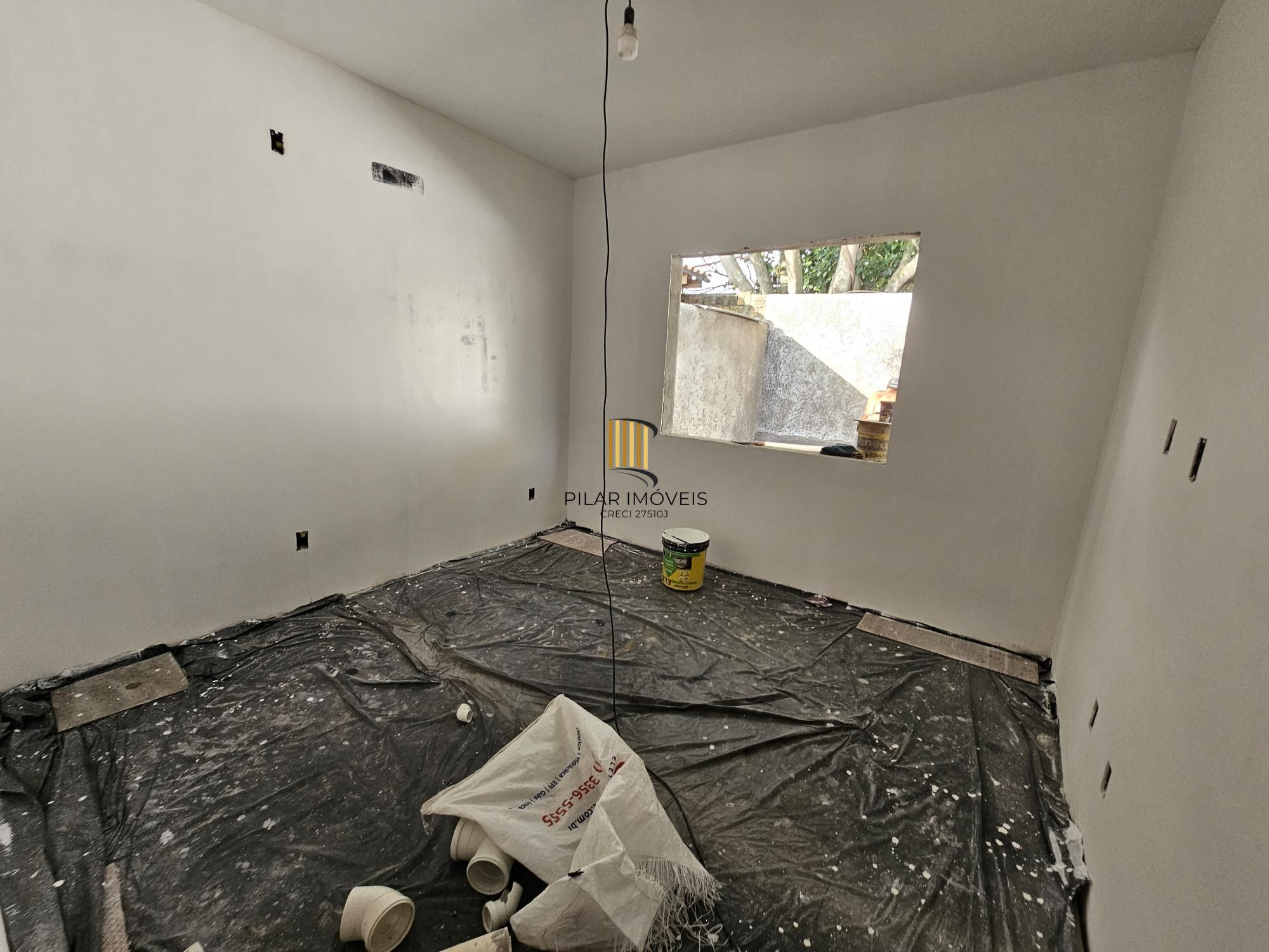 Casa térrea 3 dormitórios bairro Hípica