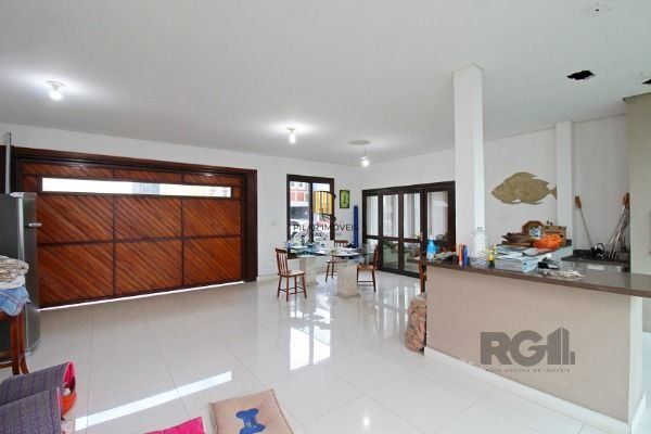 Casa Condominio para Venda - 137m², 3 dormitórios, sendo 1 suites, 3 vagas - Hípica