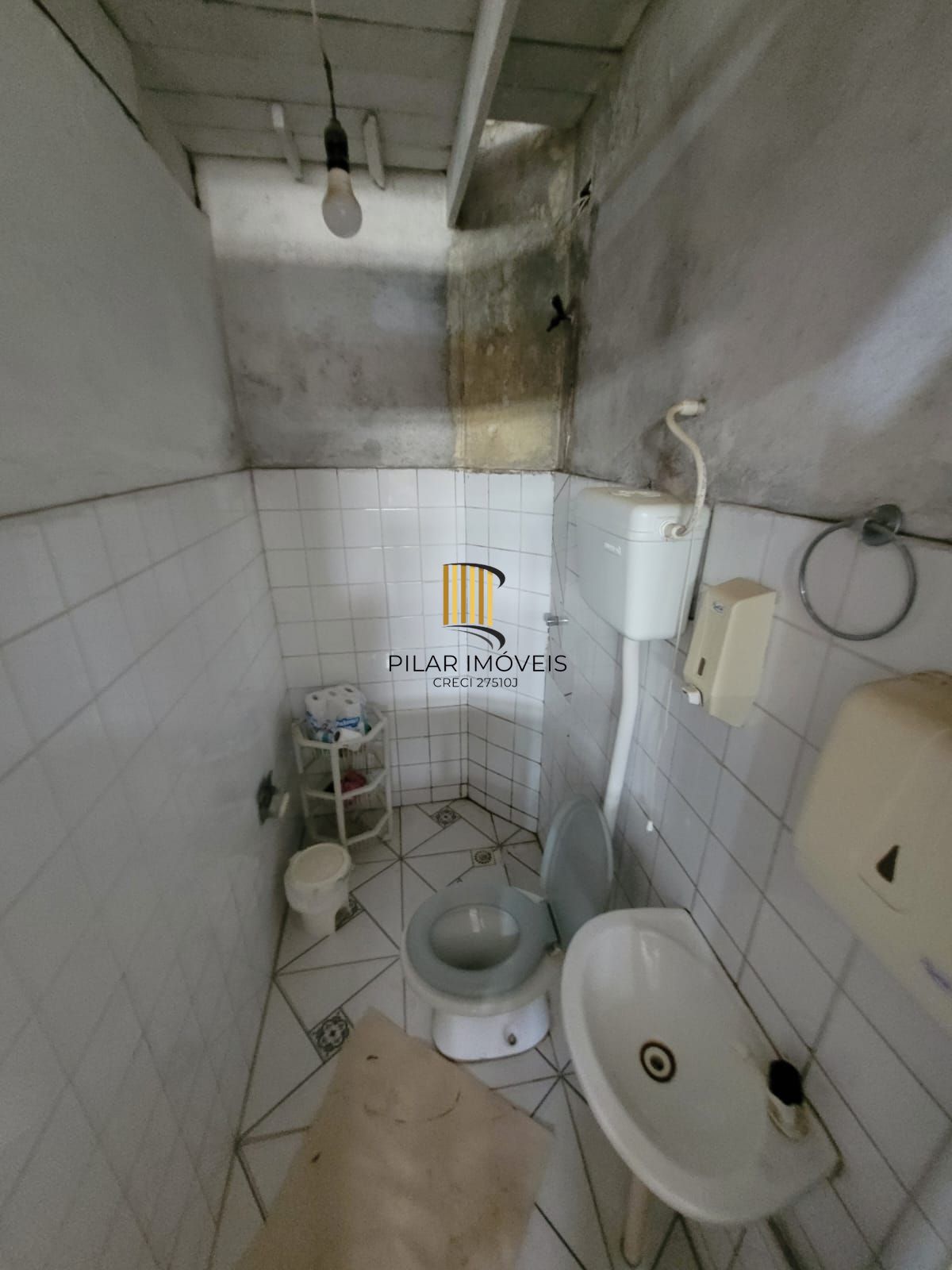 Casa 3 dormitórios no bairro Ponta Grossa