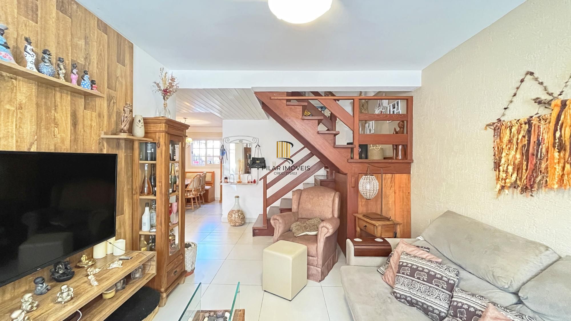 Casa de Condomínio 3 dormitórios no bairro Guarujá