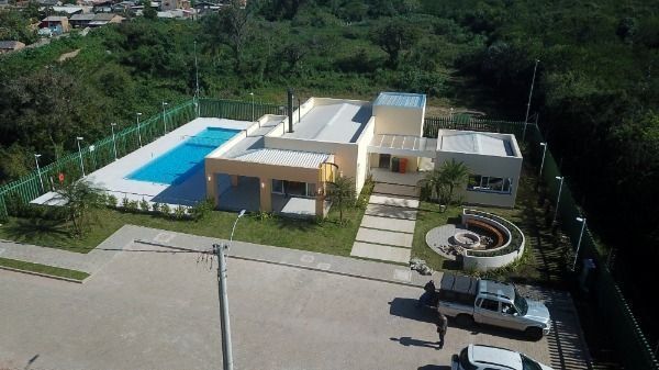 Lindo terreno em condomínio fechado 7x21m, Ipanema Garden, bairro Hípica.