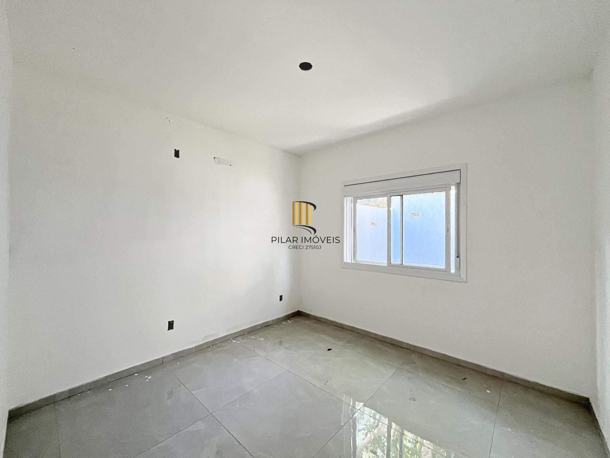 Nova ! Casa térrea 3 dormitórios com pátio amplo, bairro Hípica Boulervard !