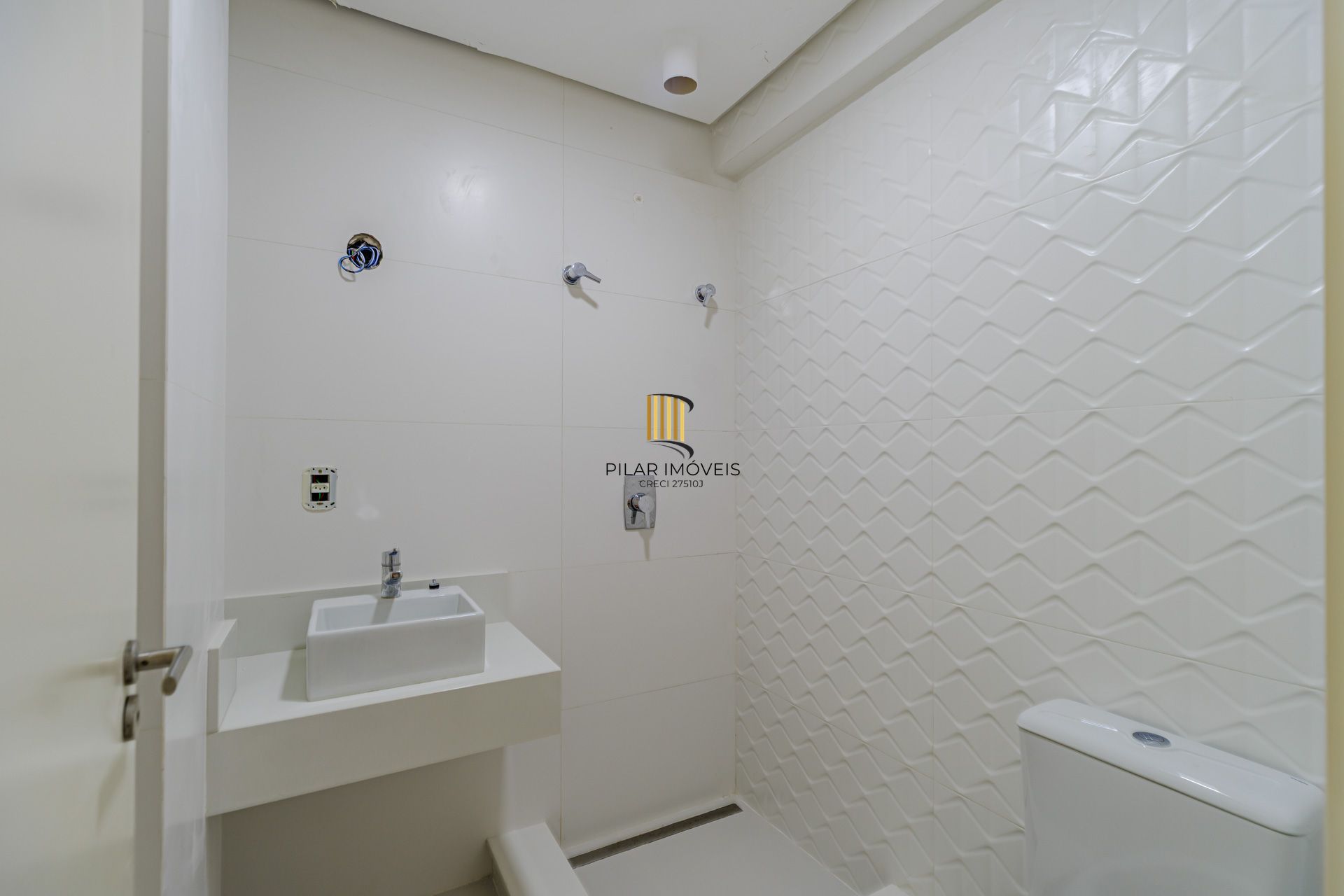 Apartamento 3 dormitórios, sendo 3 suites, - Vila Assunção