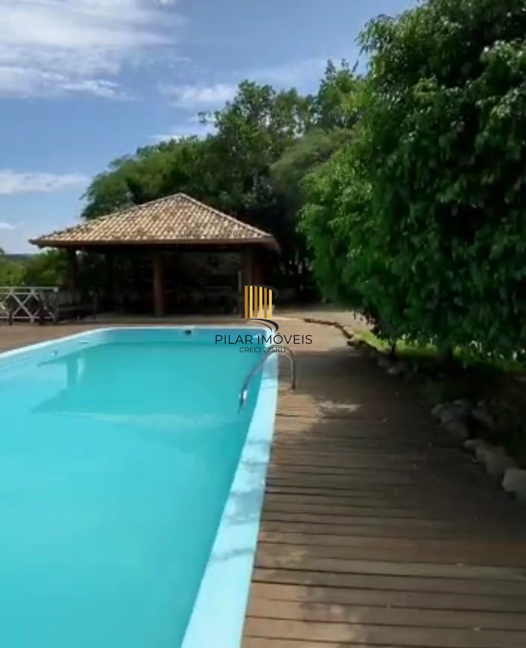 Sitio Urbano zona sul de Porto Alegre com 10.480m² - grande potencial de valorizaçao