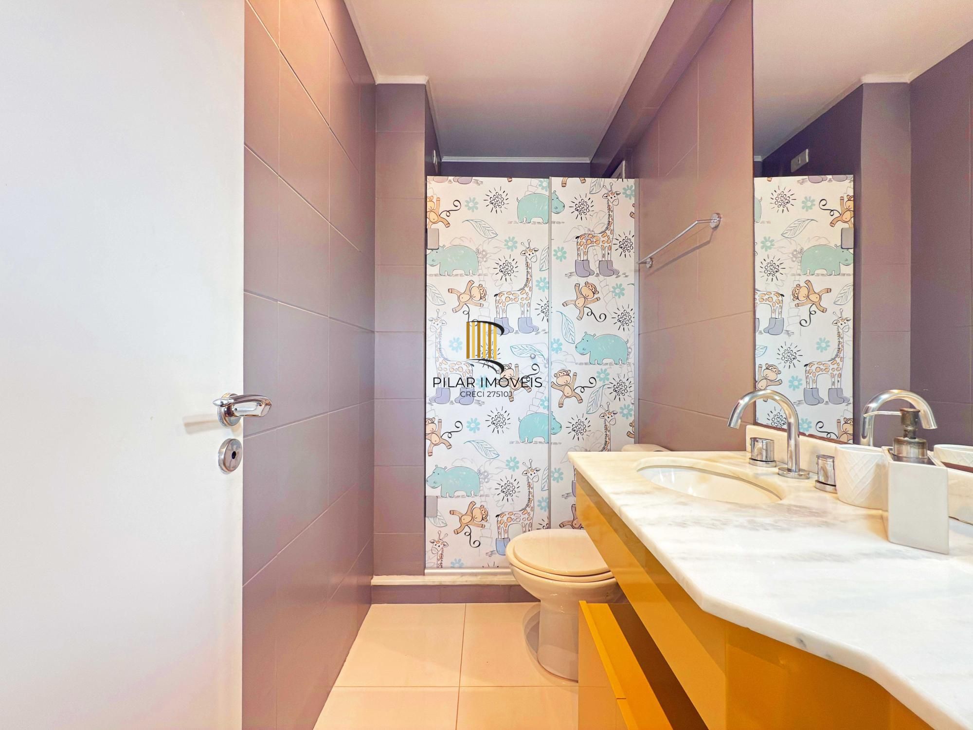 Apartamento Semimobiliado com Vista Panorâmica