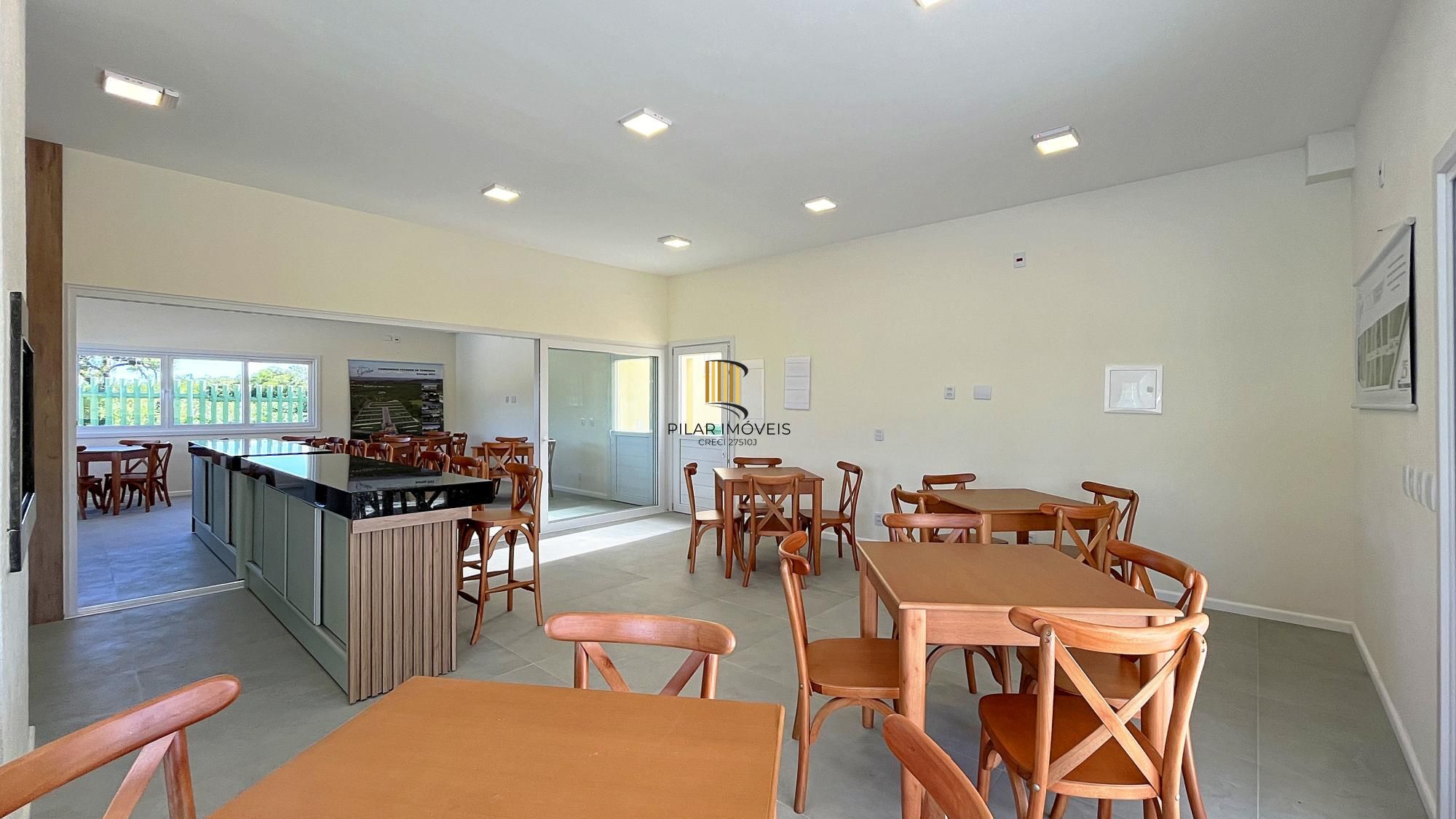 Casa Condominio em Porto Alegre, no bairro Hípica, com 3 dormitório(s), e 3 banheiros, à venda.