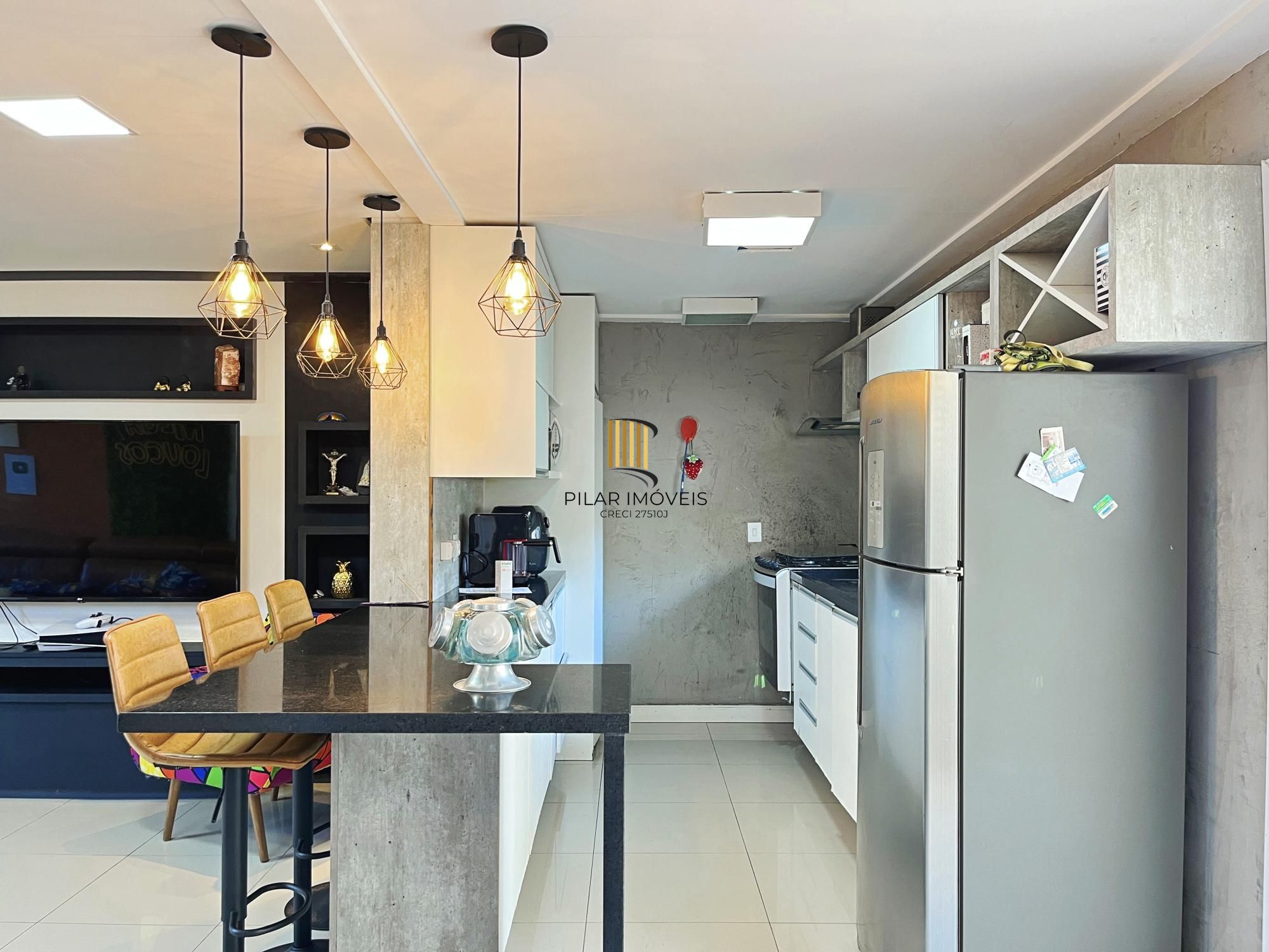 Casa 4 dormitórios no bairro Hípica