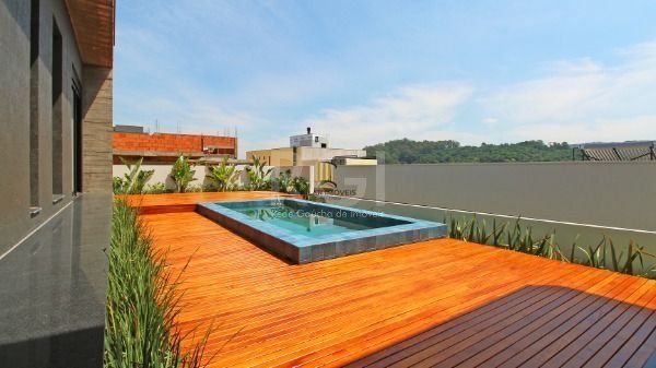 Casa Condominio para Venda - 300.29m², 4 dormitórios, sendo 4 suites, 2 vagas - Alphaville