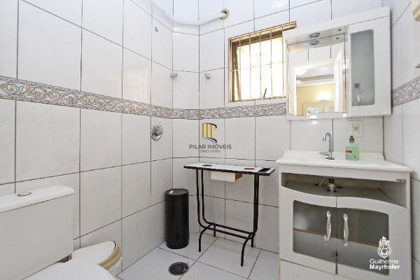 Casa para Venda - 229.6m², 3 dormitórios, sendo 1 suites, 4 vagas - Cavalhada
